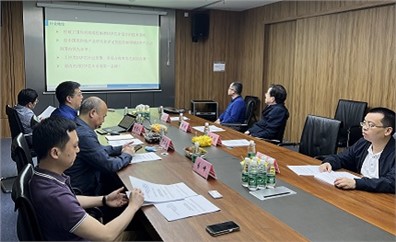 湖南省政協(xié)副主席、工商聯(lián)主席張健一行蒞臨進(jìn)芯電子指導(dǎo)工作